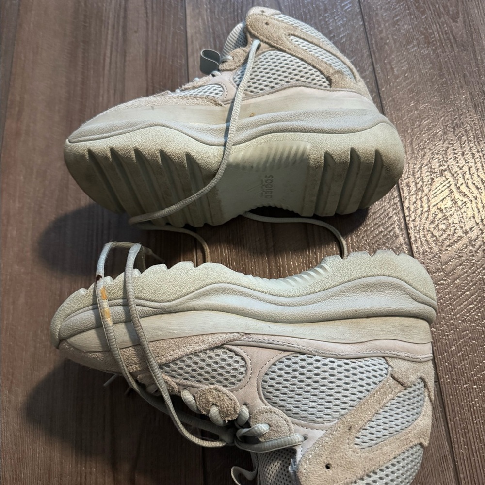 Yeezy Athletic Shoes in Cream and Gray